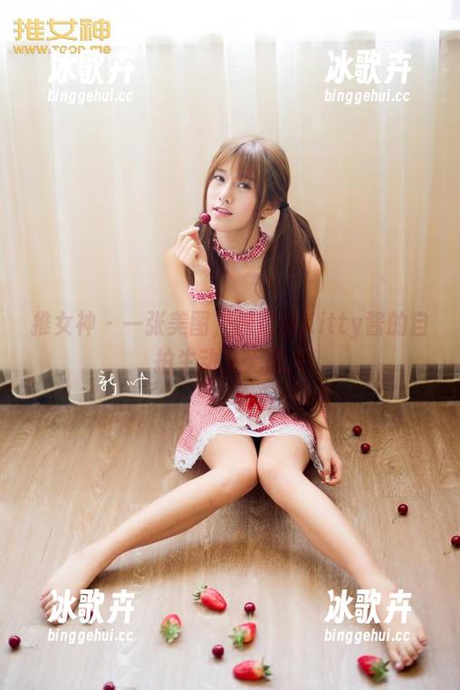 推女神 - 一张美图，施忆佳Kitty酱的自拍生动又无圣光