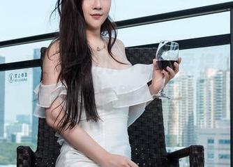 推女神 – 来自颖莹儿YY的温柔棉袜，免费套图，怎能不看？