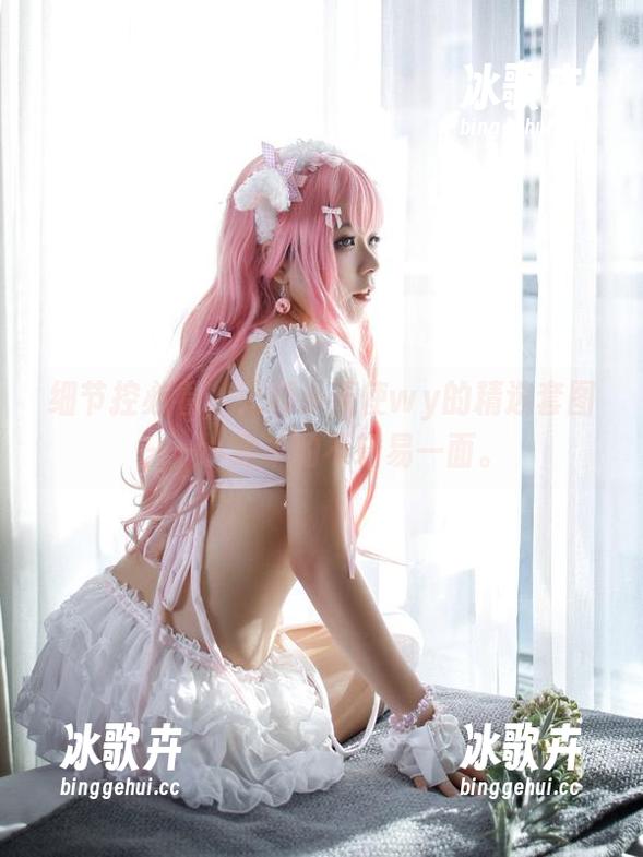细节控必看，无颜小天使wy的精选套图——小绵羊的不轻易一面。
