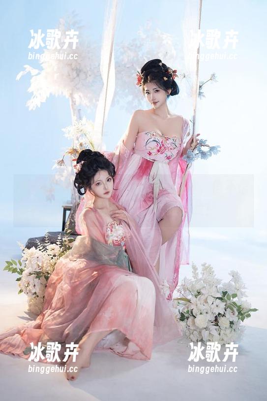 星澜想来杯珍珠奶茶的御姐写真，信不信我一秒变粉？别跑，跟紧我！