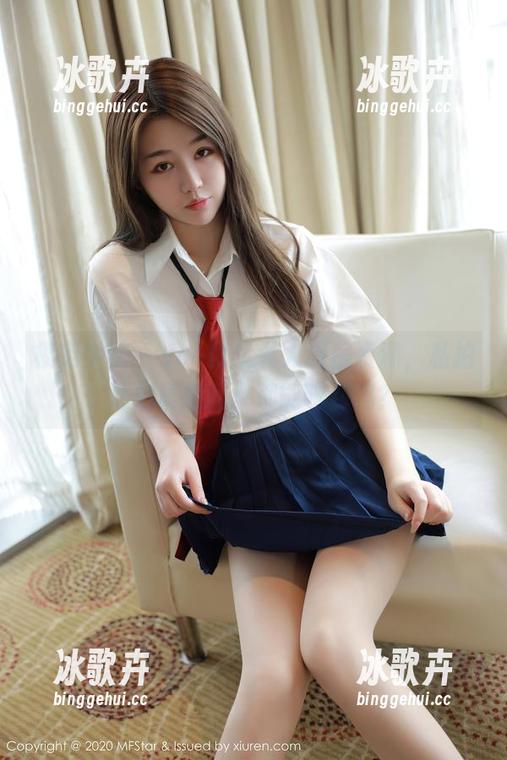 模范学院 - yoo优优私人厨房资源，私拍之后真想问：都能吃到吗？