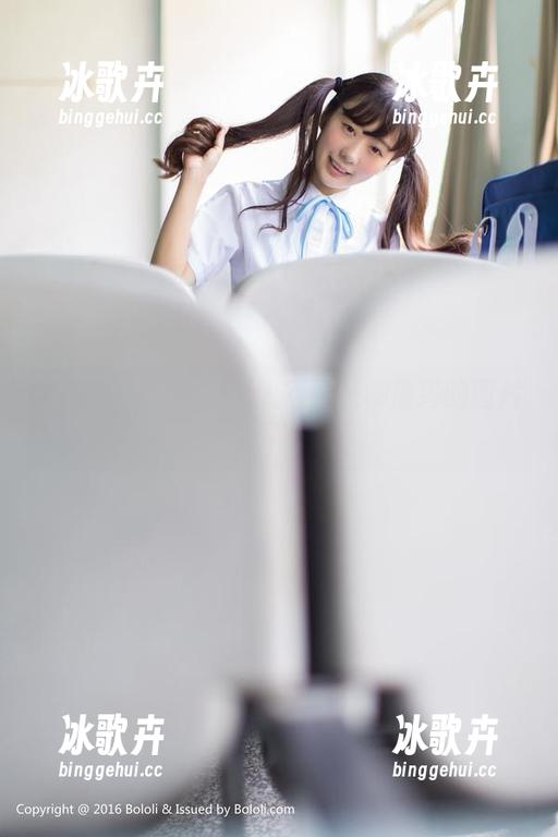 波萝社 - 姐姐真迷人？瞧瞧柳侑绮的图片解密