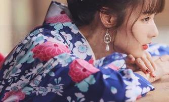 男友带我去泥泥汝的女仆小屋，竟然拍了这样的原图照片！