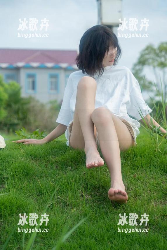 微密圈 - 禅院熏的修女图集,明明干着华丽又冷酷的事情 微密圈 - 禅院熏的修女图集,明明干着华丽又冷酷的事情