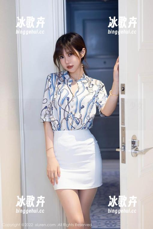 秀人网 - 深夜私藏，林乐一的作品“少女”，让我重新思考人生
