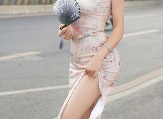 秀人网 – 看！沐子熙V更新美图，夏天就该是这种大肆挥洒色彩的状态，烦恼自离场！