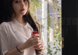 秀人网 – 挑剔的校园风，蛋蛋宝的定制校服图集带你玩转个性！