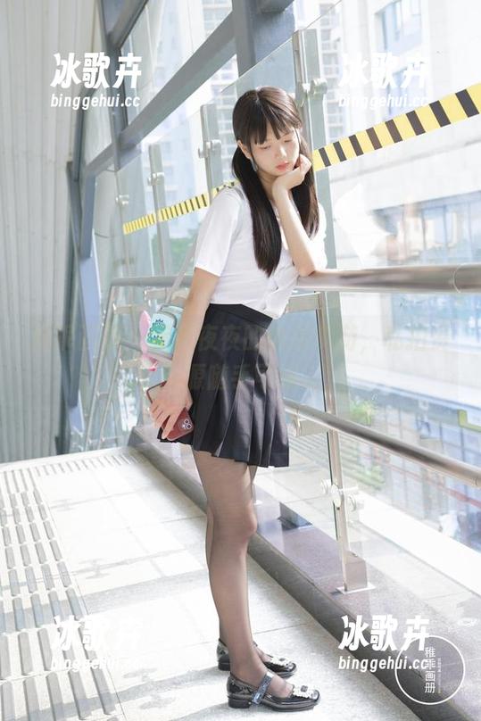 稚乖画册 - 赤西夜夜的泳池梦游,私拍资源随手可得 稚乖画册 - 赤西夜夜的泳池梦游,私拍资源随手可得