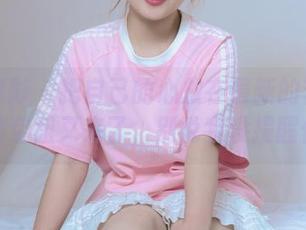 绮梦摄影 – 把自己的心放在最新的套图里，婷婷空姐又来了，别说我没提醒你哦。