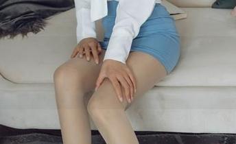 花漾show – 精选妲己_Toxic制服套图：这姿势锁住一切目光，服了！
