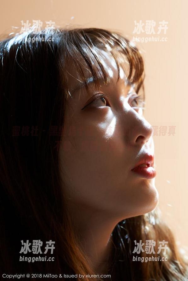 蜜桃社 - 黑丝是个迷，结衣的资源藏得真不赖，原图值得一看