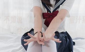 温柔？不如说‘喵’声细语。蜜汁猫裘带你分享画面之美！
