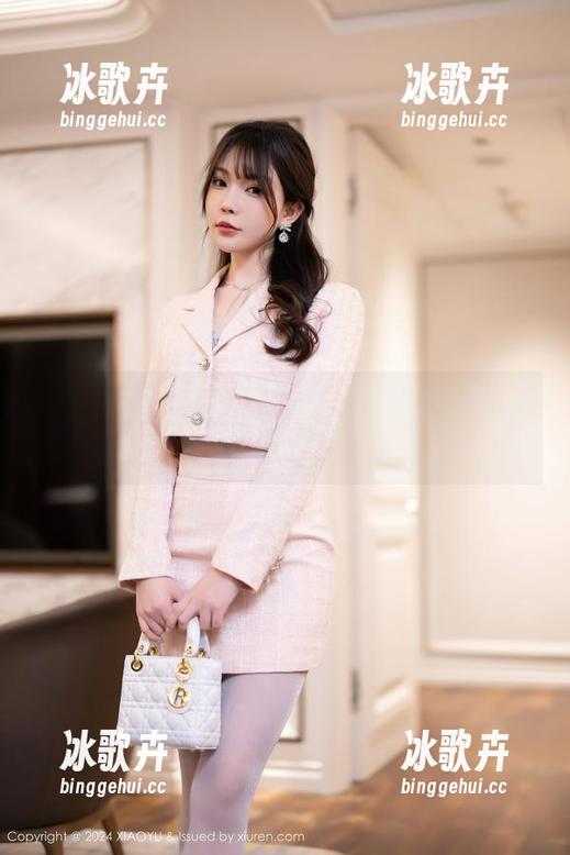 语画界-Angela小热巴 语画界 - 绝了,Angela小热巴那种温柔,有啥高清道具能做到