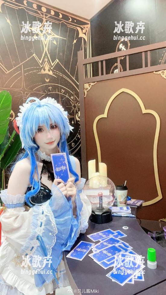 极致高清：不一样的贝儿酱Miki与死库水的完美交融