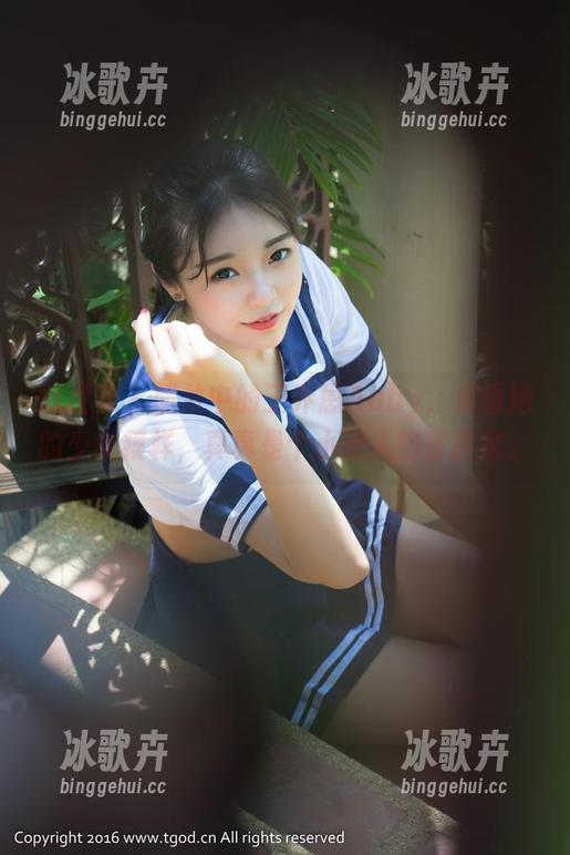 青豆客 - 照片中的王乔恩Abby，你看她的少女模样，真真是个小迷人的冒险家。