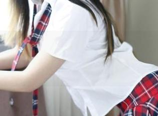 青豆客 – 美图大赏：程彤颜的私密居家状态，在线不见不散