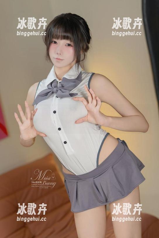 女仆写真新领潮流？！黏黏团子兔的定制玩法让我小心脏乱跳。